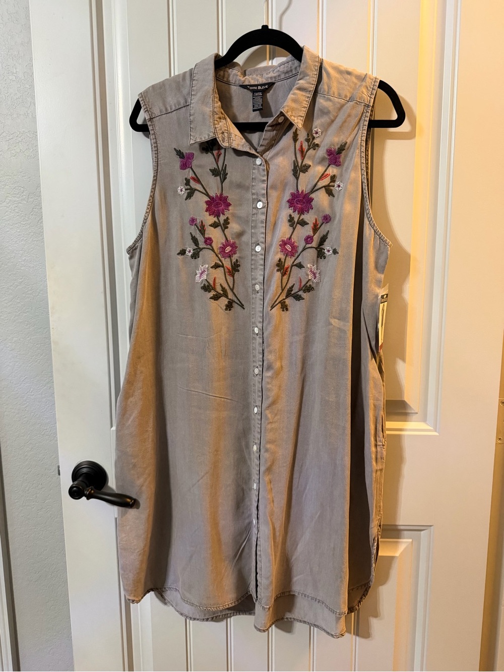 Embroidered Sleeveless Midi Dress - Gray with Pink Floral Detail